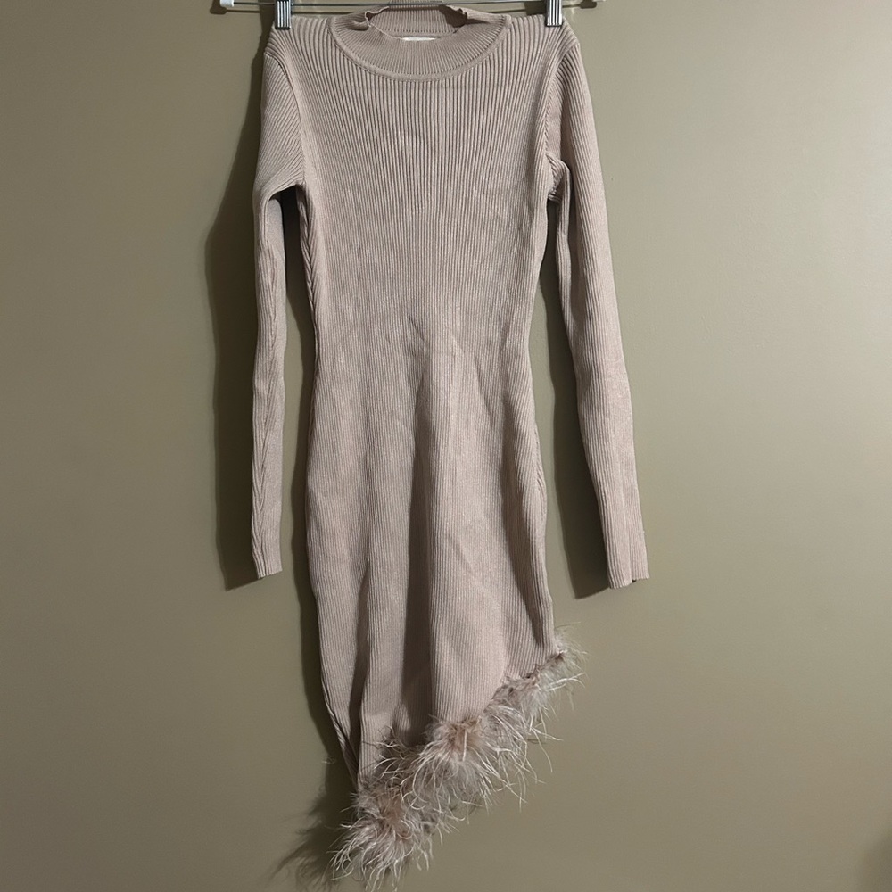 Moocci Chic Long Sleeve Beige pink  Dress with Feather Hem